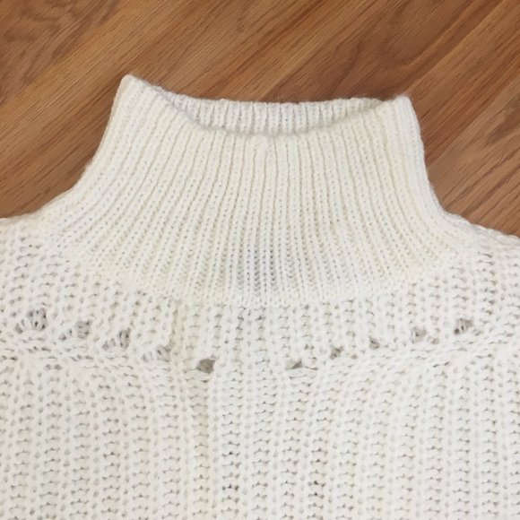 Francesca's ALYA Martha Turtleneck Knit Poncho Sweater Size S/M - Picture 8 of 11